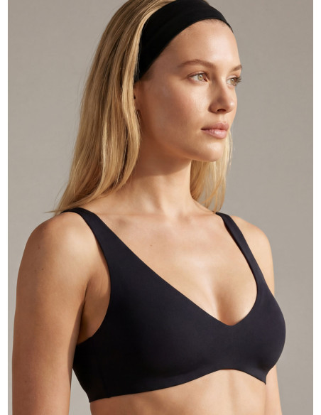 Reggiseno triangolo termosaldato in microfibra nera infiore microfit 01700 con coppe estraibili