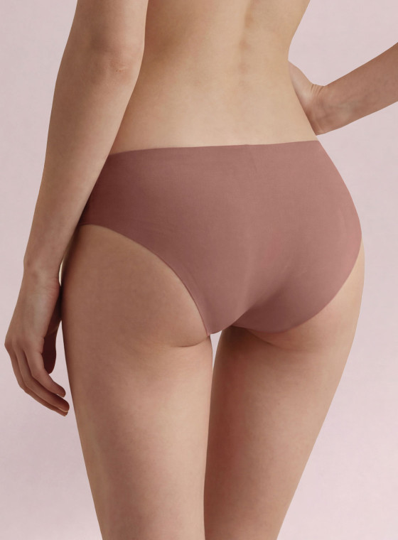 Seamless brief with a smooth line - Naturalfit
