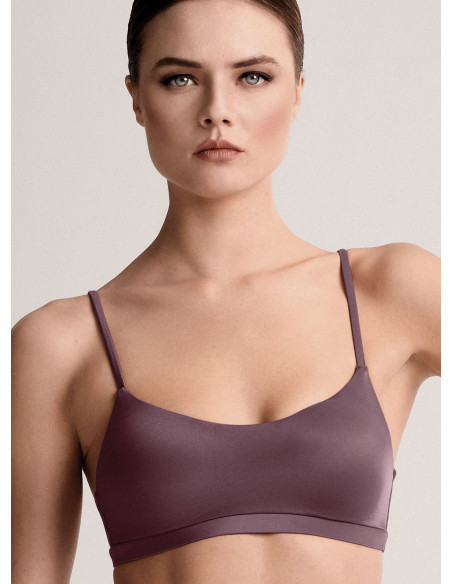 Brassiere bra with removable cups in recycled microfiber