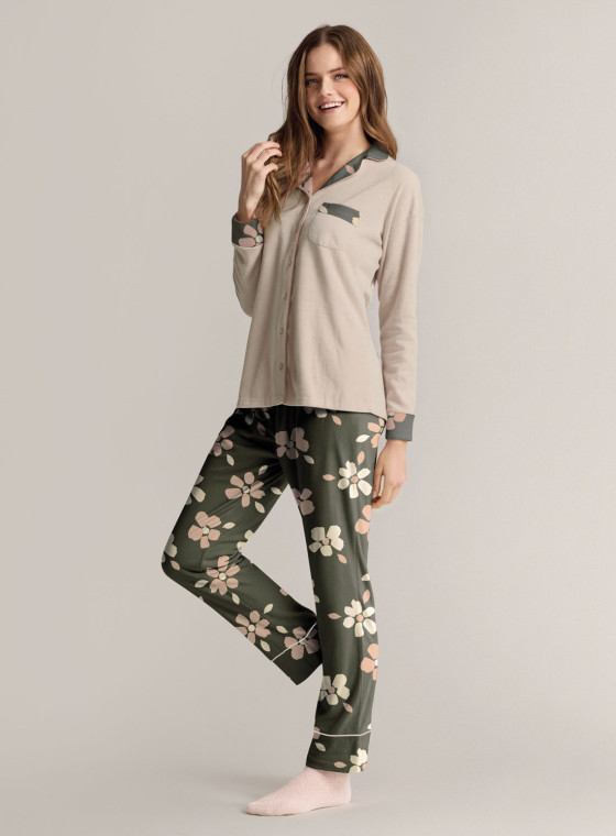 Revere-collar open-front pyjamas in soft, lightweight microcoral with long-sleeve top and long straight-leg trousers