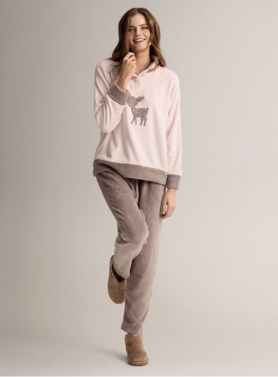 Pigiama serafino in coral morbido e caldo con maglia a maniche lunghe e pantalone lungo dritto