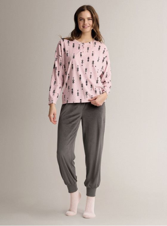 Round-neck pyjamas in soft, lightweight microcoral with long-sleeve top and long wide-leg trousers
