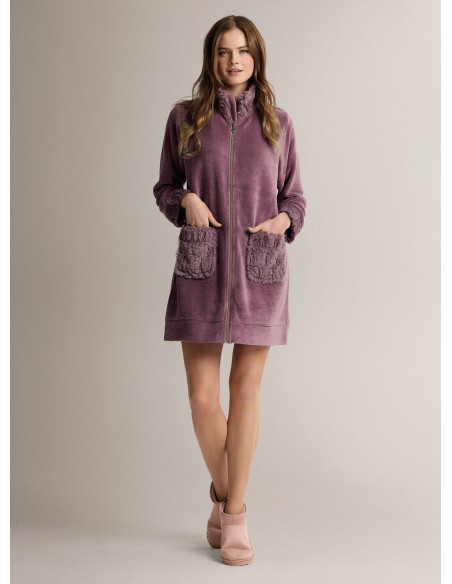 Vestaglia full zip in tessuto supersoft soffice e avvolgente con modello a maniche lunghe con apertura full zip