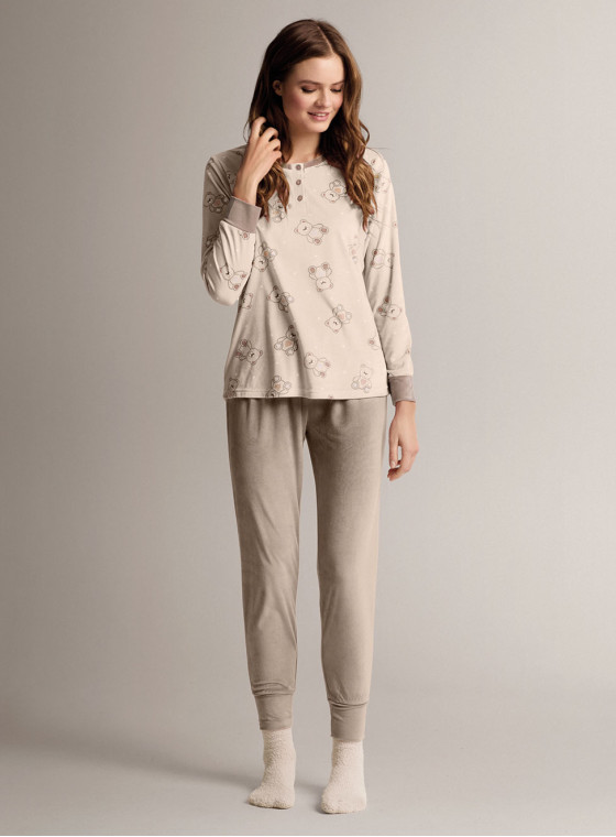 Pigiama serafino in microcoral morbido e leggero con maglia a maniche lunghe e pantalone lungo con polsi