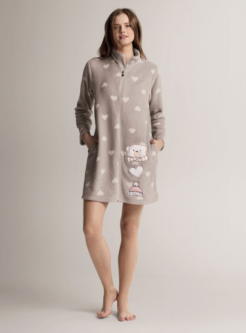 Full-zip robe in soft, warm coral fleece with long-sleeve style with full-zip fastening 2