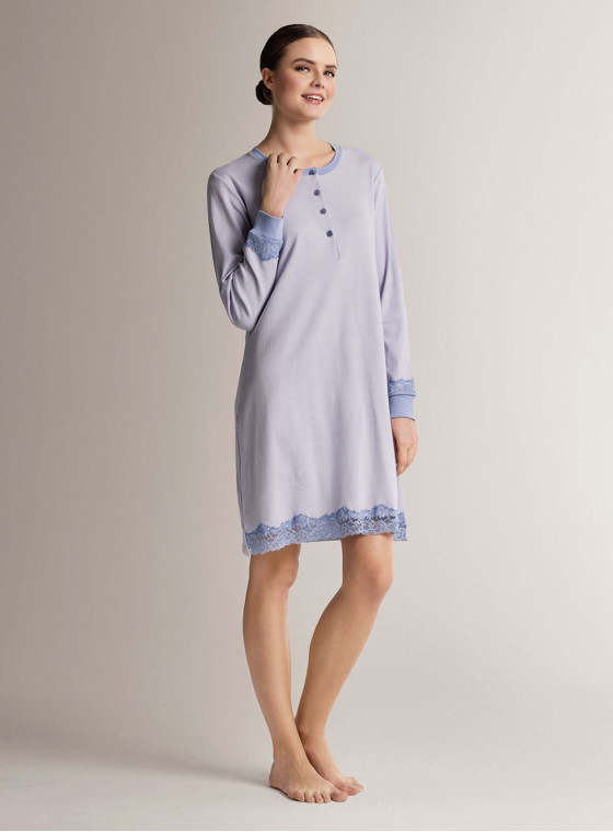 Camicia da notte serafino in cotone con maniche lunghe e apertura serafino