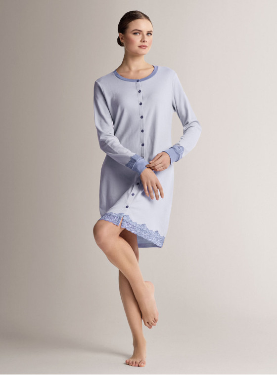 Camicia da notte aperta girocollo in cotone con maniche lunghe, girocollo e apertura frontale