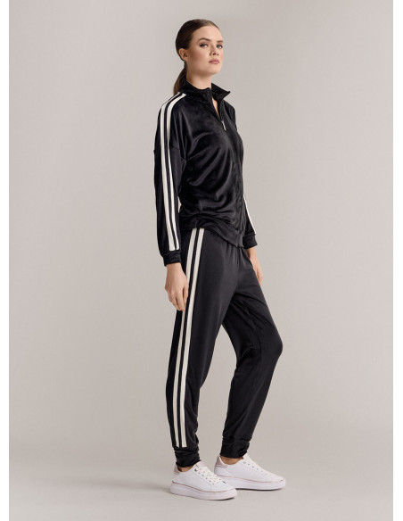 Full-zip loungesuit in soft velour with a smooth sheen with long-sleeve top and long trousers with cuffs